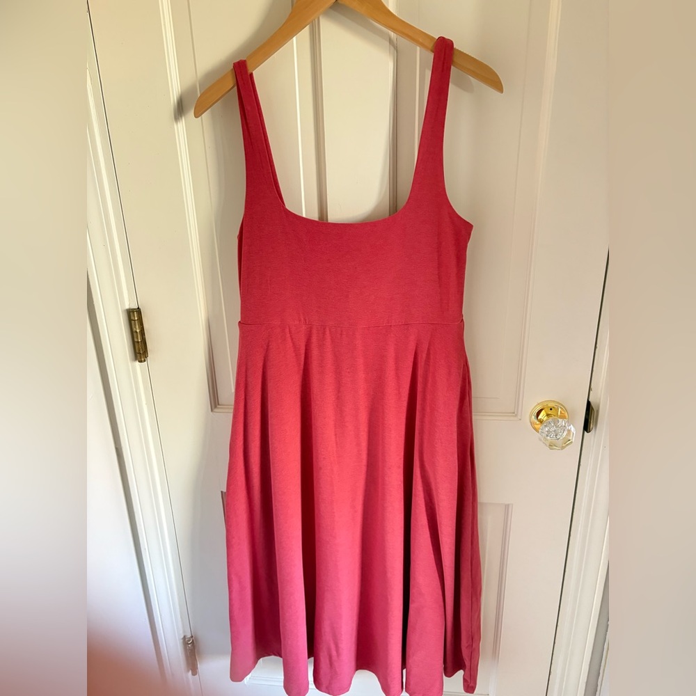 Beyond Yoga Featherweight At The Ready Square Neck Midi Dress - Picture 3 of 11